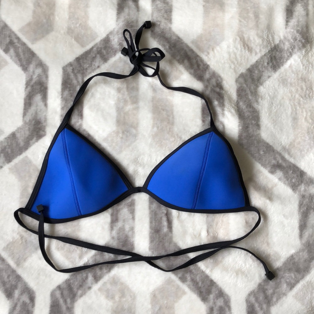 TRIANGL Bikini Top 🌞